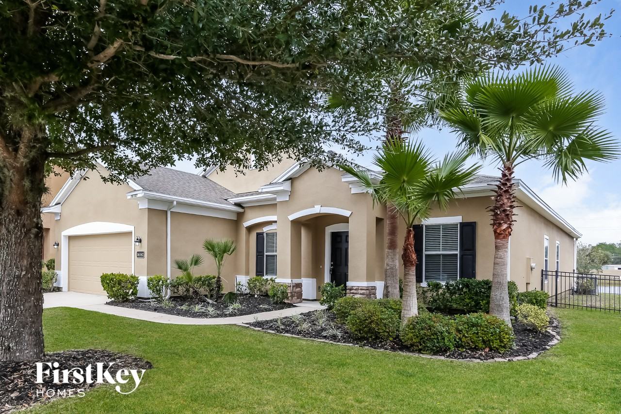 16367 Magnolia Grove Way - Photo 2 of 15