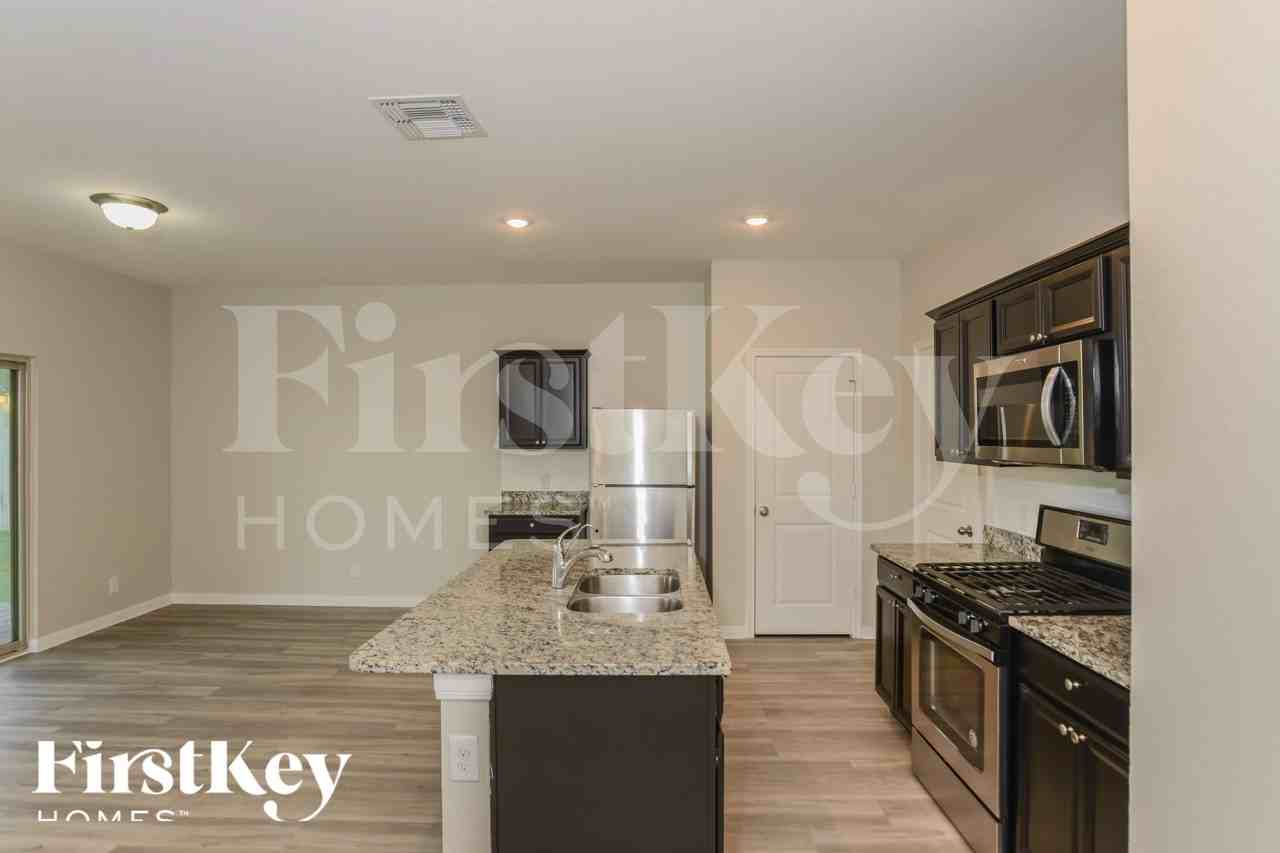 13403 Summer Lgt - Photo 5 of 18