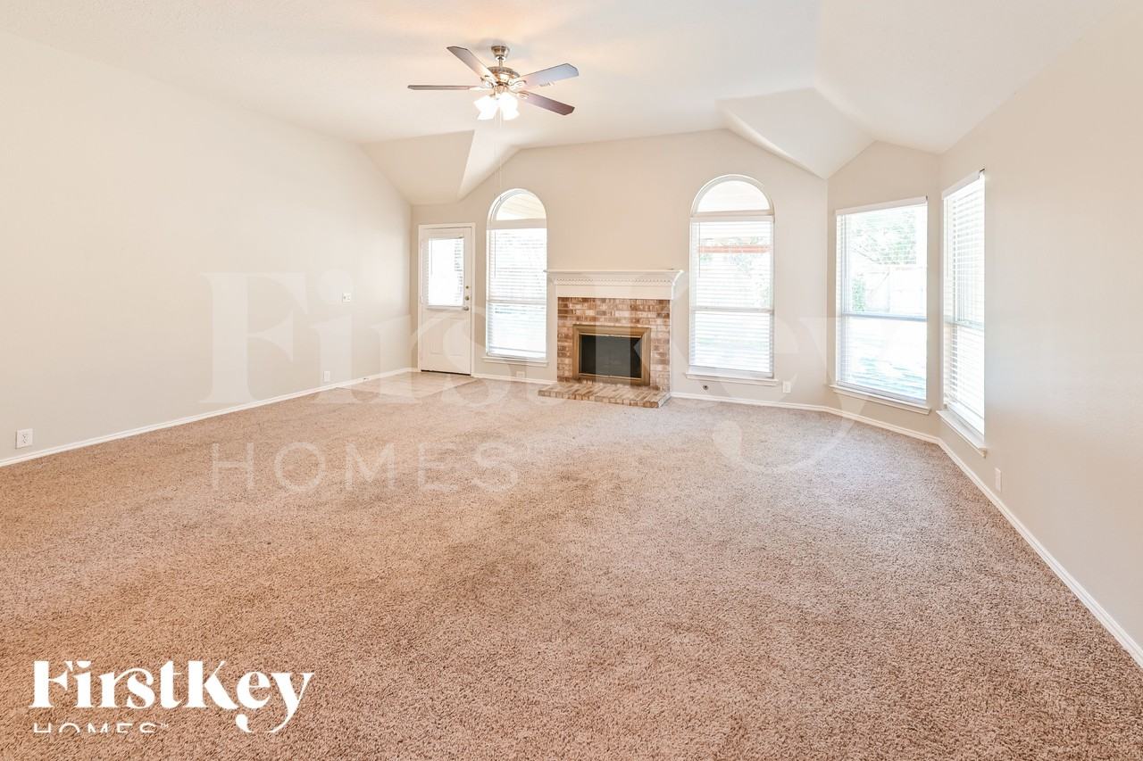 3302 Thorpeshire Ct - Photo 2 of 18