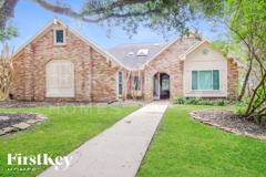 3823 Pleasant Valley Dr - Photo 1 of 1