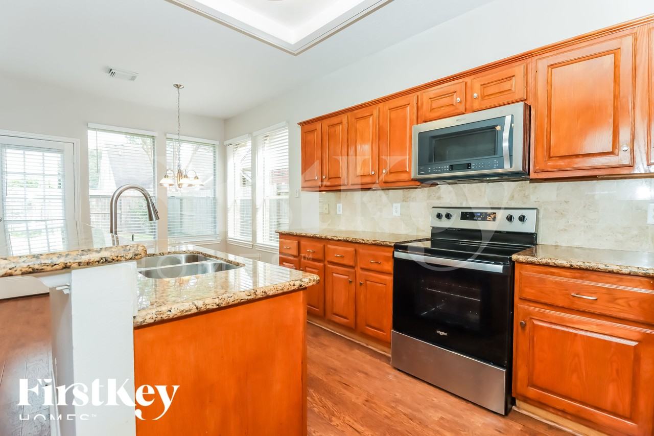 14115 Ivy Bluff Ct - Photo 7 of 15