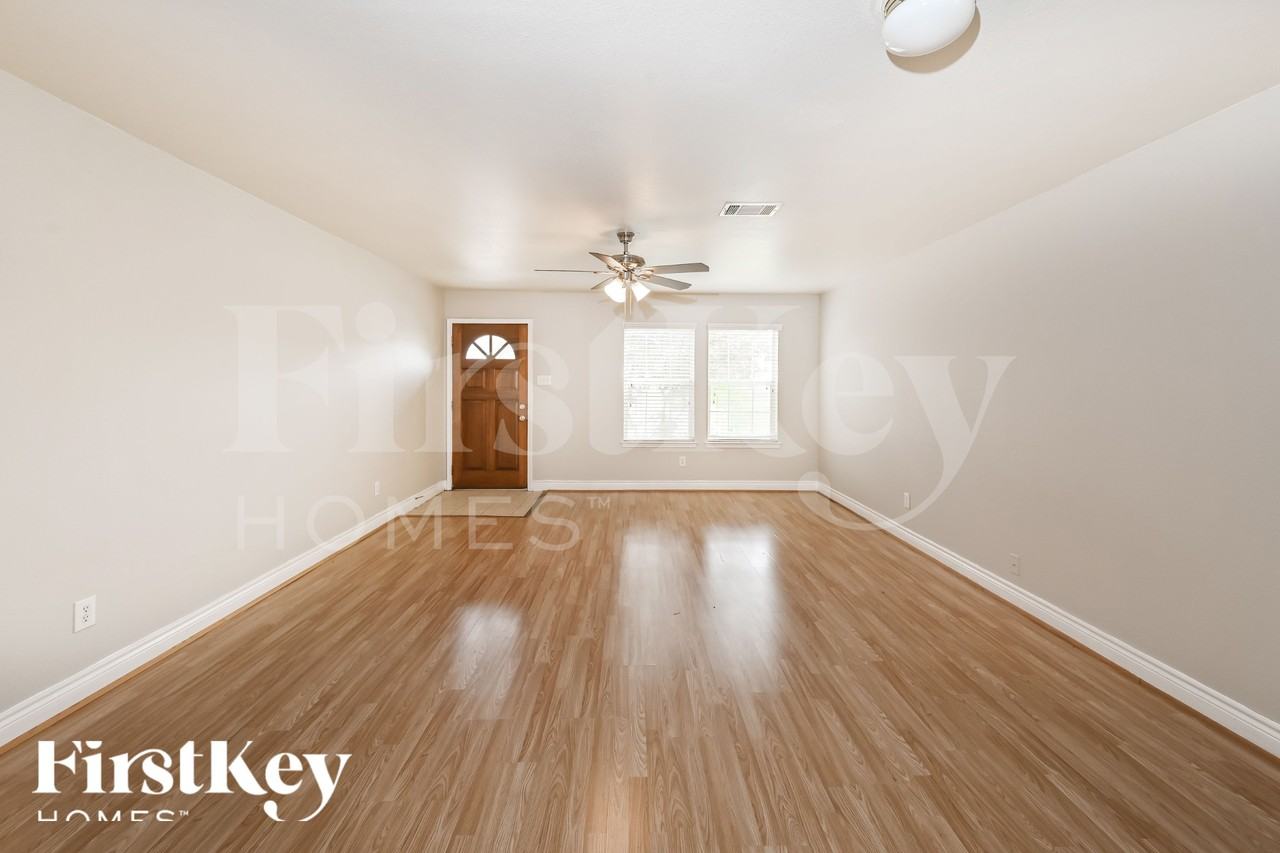 22811 Precious Pl - Photo 2 of 18