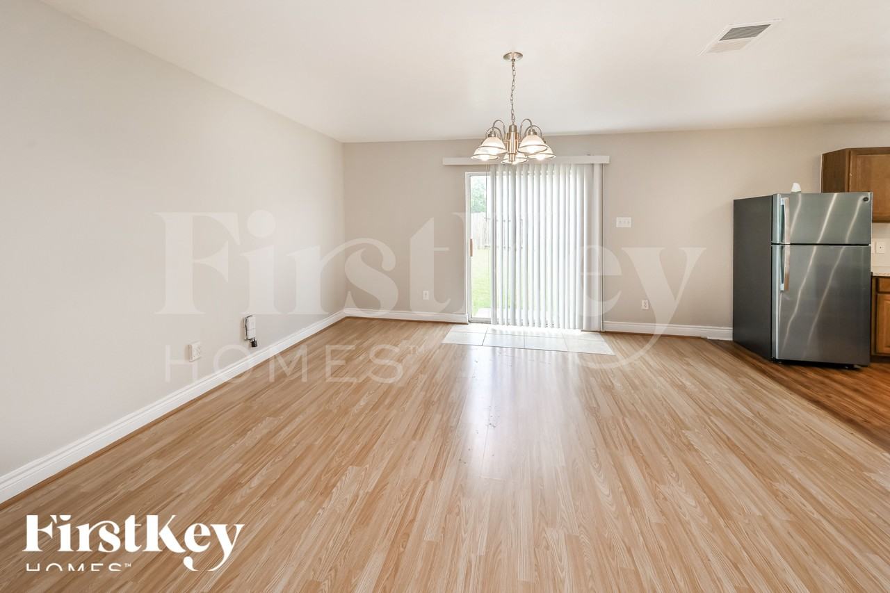 22811 Precious Pl - Photo 5 of 18