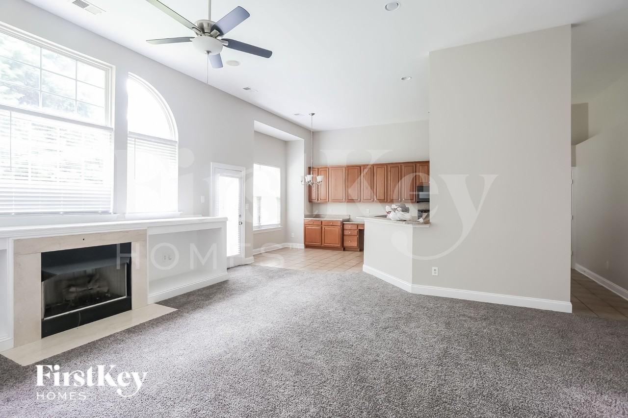 9427 Golden Pond Dr - Photo 6 of 18