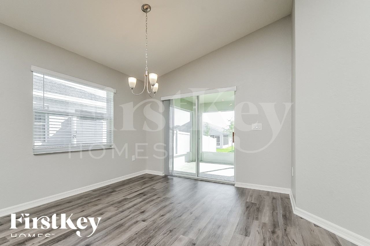 851 Orleans Dr - Photo 4 of 18