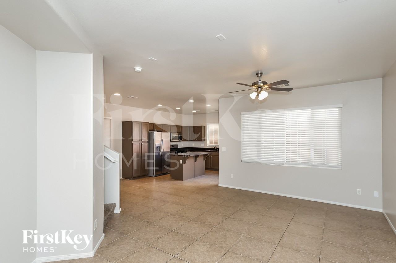9825 Venus Lake Ct - Photo 2 of 19