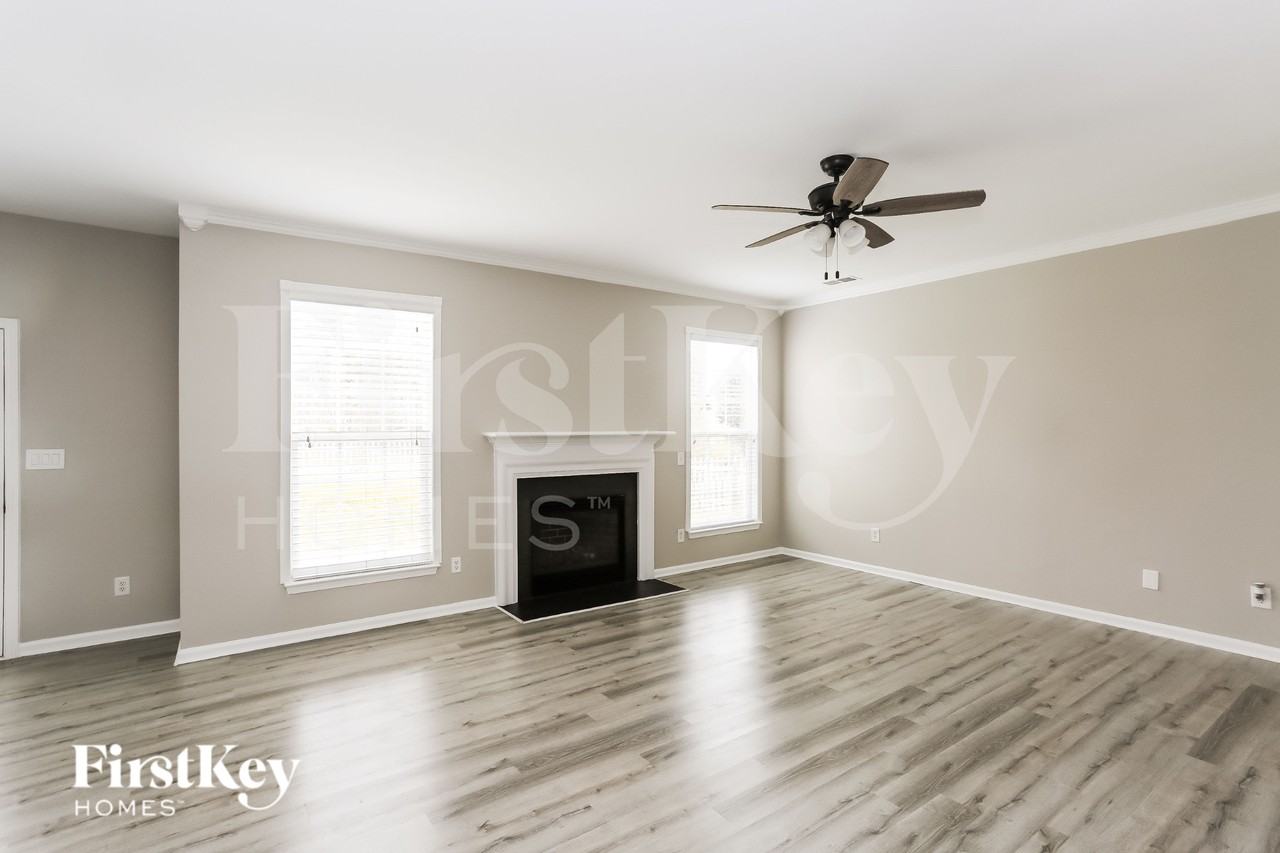 6100 Ironwood Ct - Photo 7 of 19