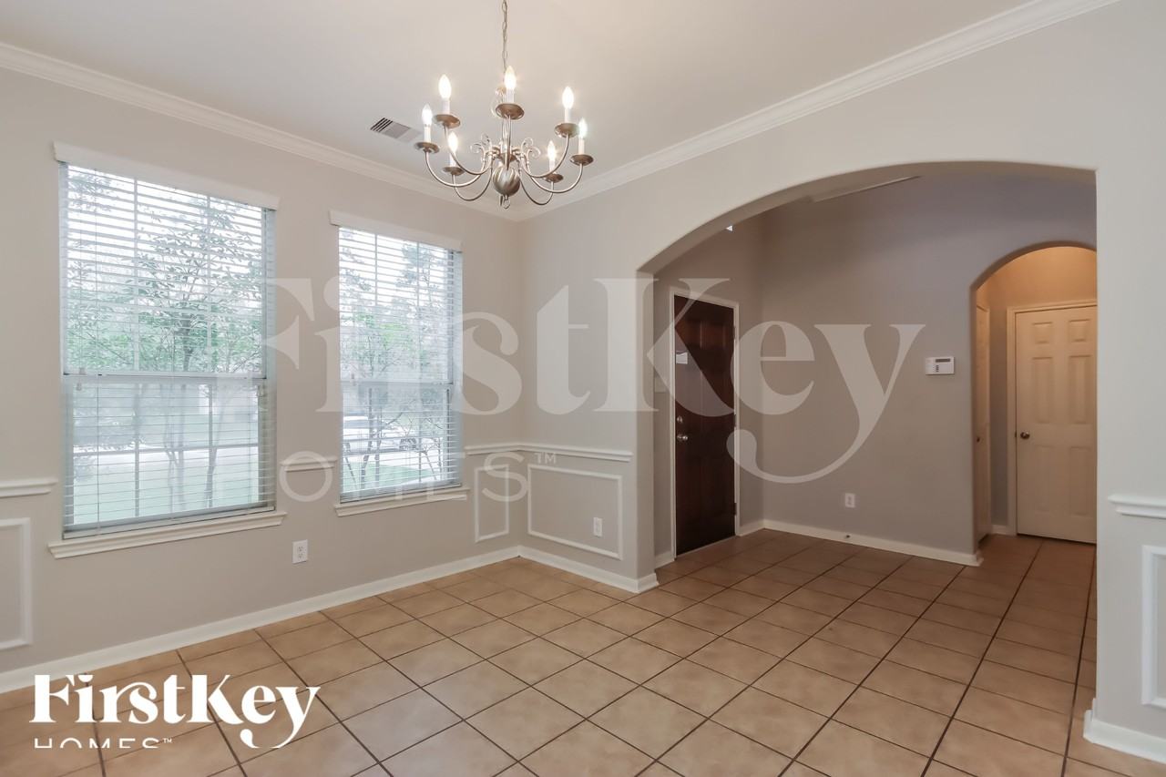 16426 Rudder Dr - Photo 6 of 18