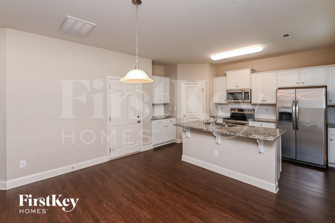 9147 Marion Oaks Dr - Photo 6 of 18