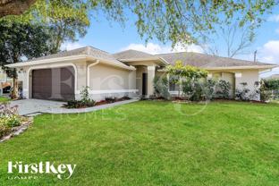 8352 Bahamas Rd - Photo 1 of 1