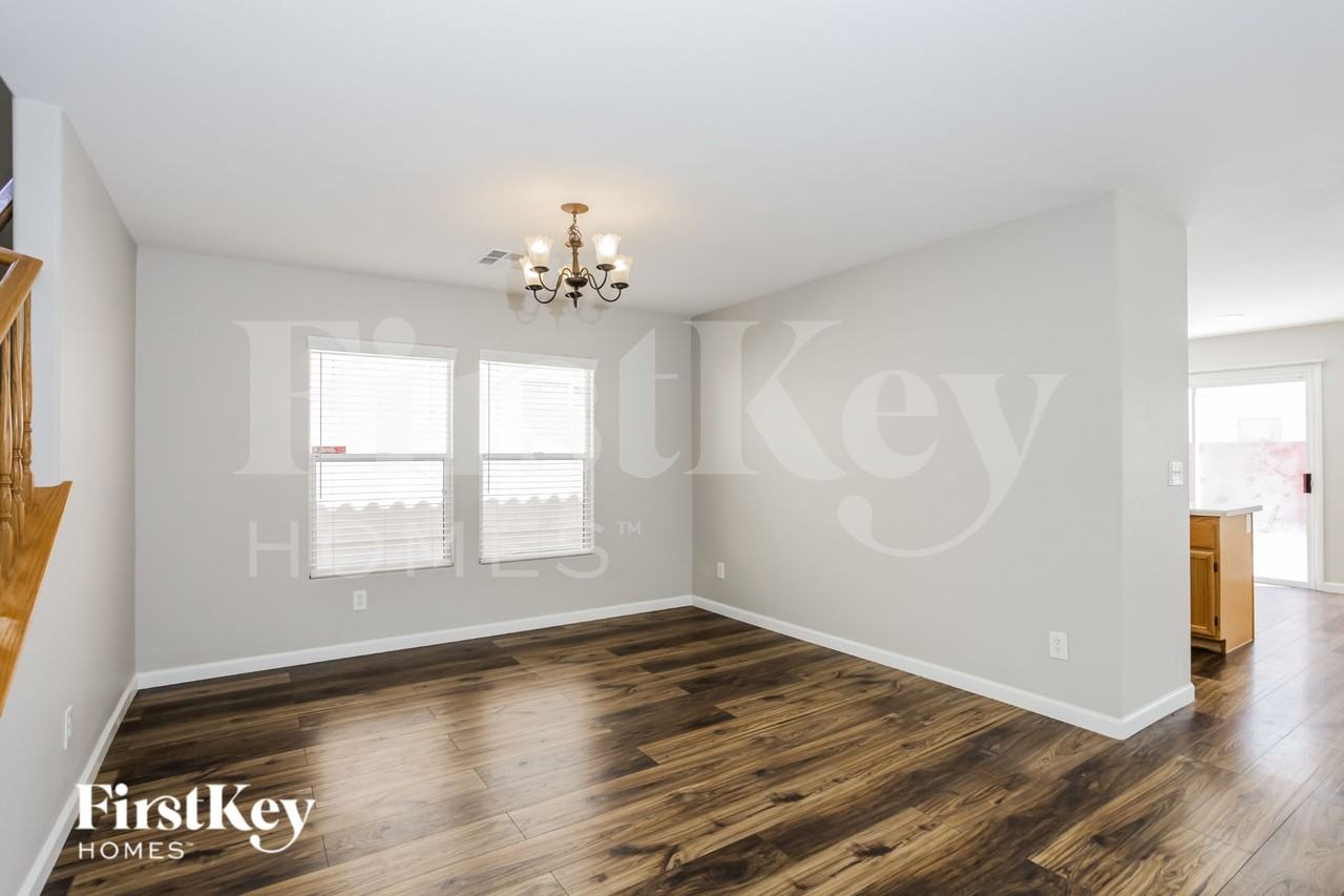 8648 Dodds Canyon St - Photo 7 of 18