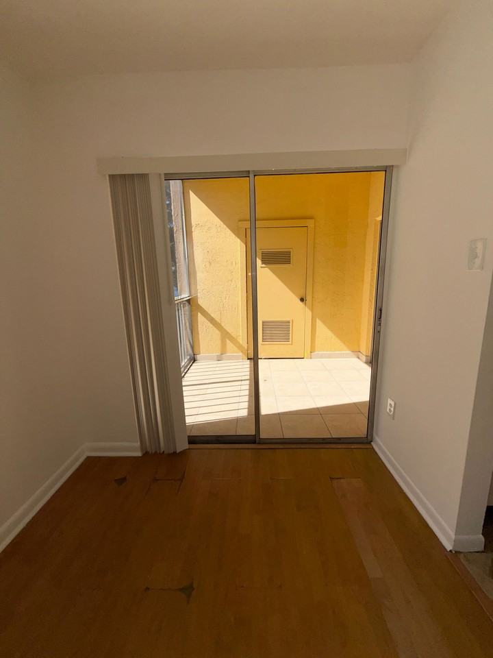 15285 Sw 107th Ln #214 - Photo 7 of 8