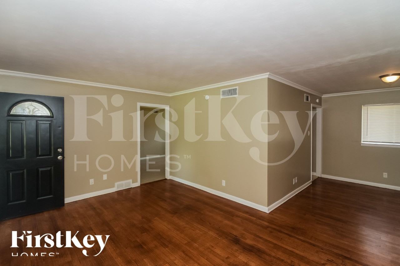 5405 Lyford Ave - Photo 4 of 18