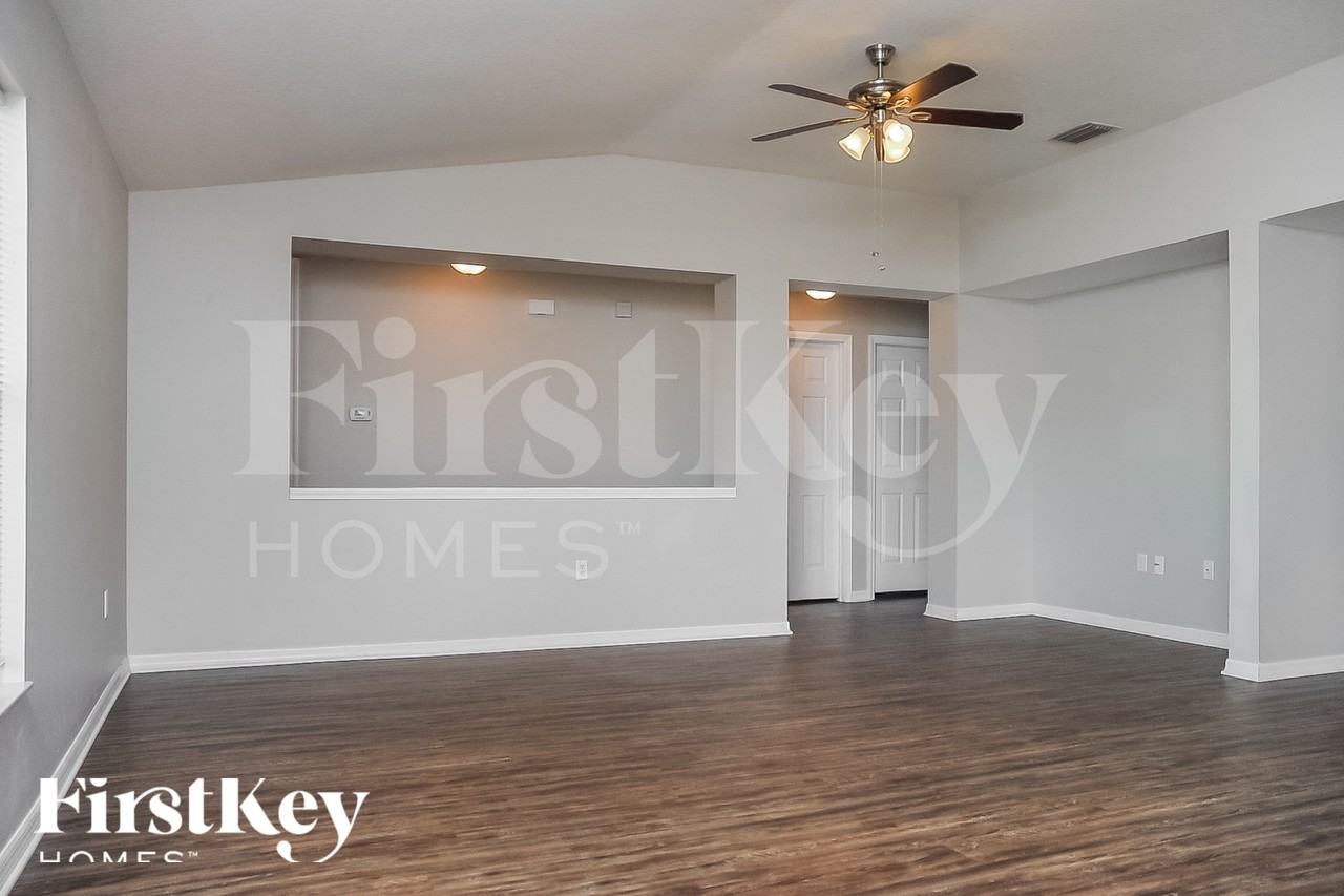 2503 Preserve Ct - Photo 2 of 18