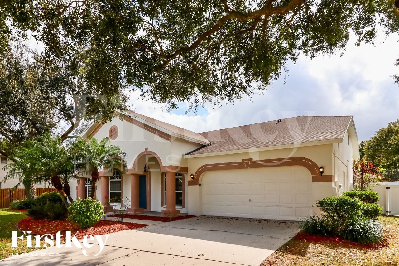 11805 Cliffwood Ct - Photo 2 of 18