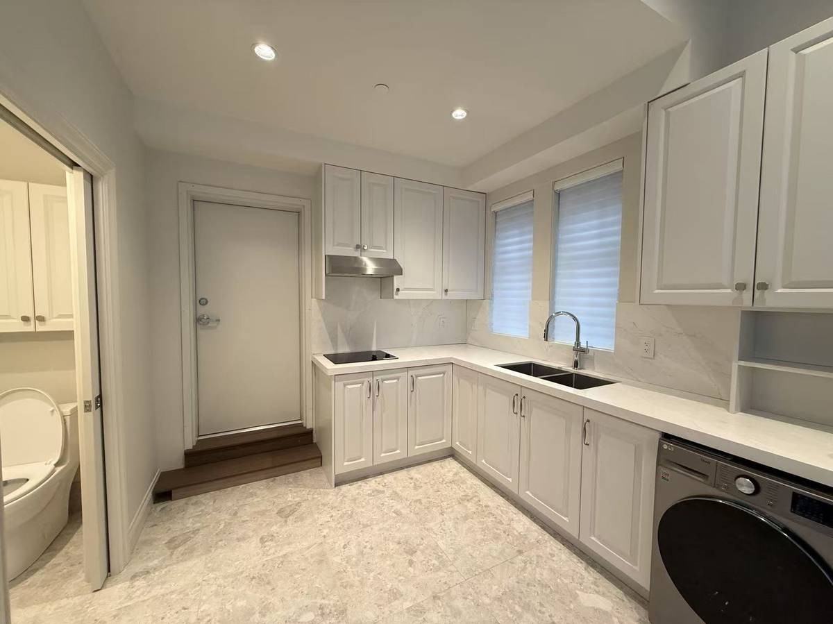 4376 Alexandra Street #3 - Photo 5 of 7