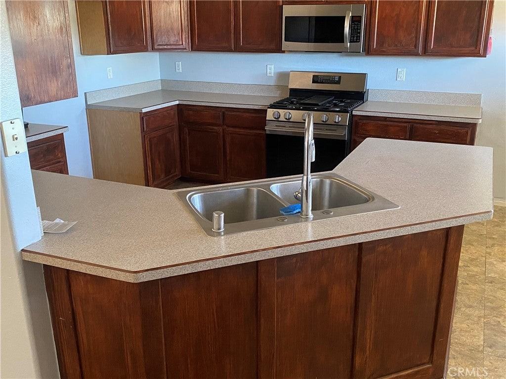 15006 Temecula Rd - Photo 3 of 3