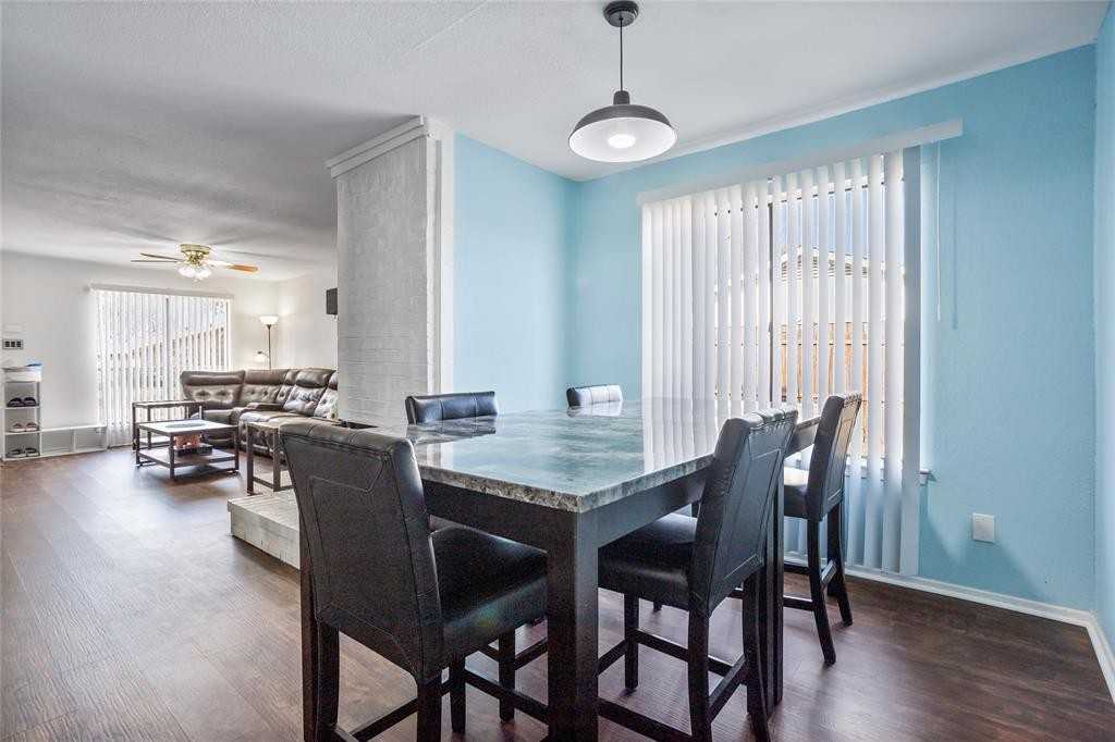 3112 Mayfair Dr - Photo 5 of 23