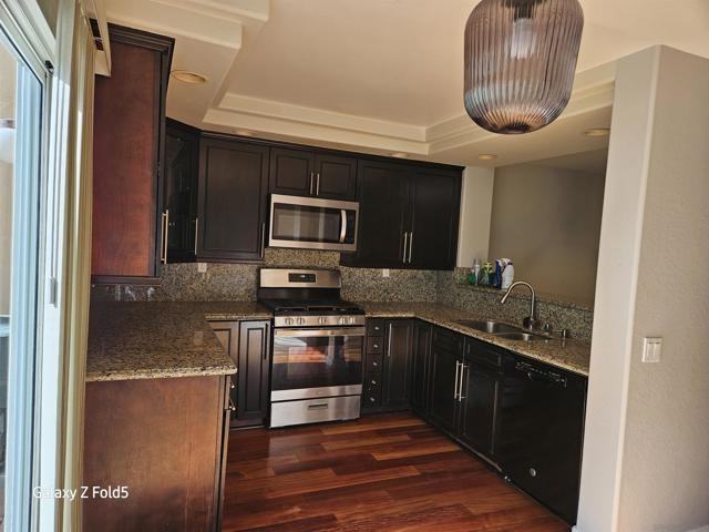 12980 Carmel Creek Rd - Photo 4 of 13