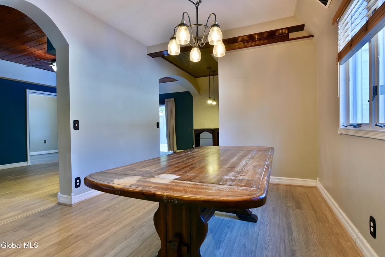 10 Katherine Ter - Photo 7 of 36