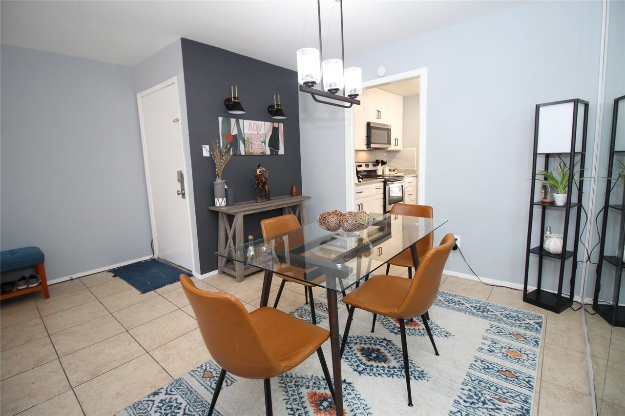 9707 Richmond Ave - Photo 4 of 30