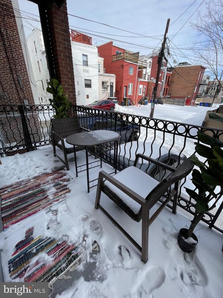 1929 16th St Nw ##101 - Photo 7 of 29