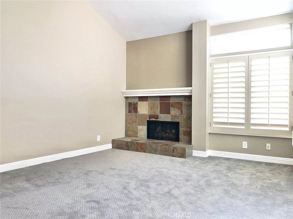 189 Stanford Ct - Photo 3 of 21