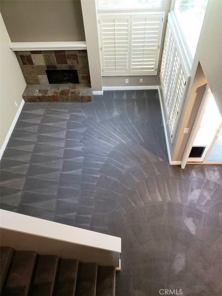 189 Stanford Ct - Photo 5 of 21