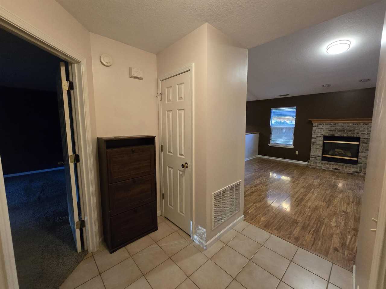 235 Spring Forest Ct - Photo 4 of 34