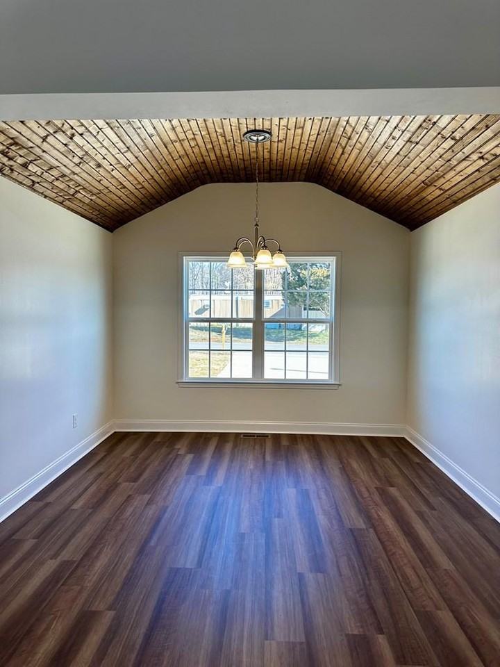 1302 Riverbend Rd - Photo 6 of 6