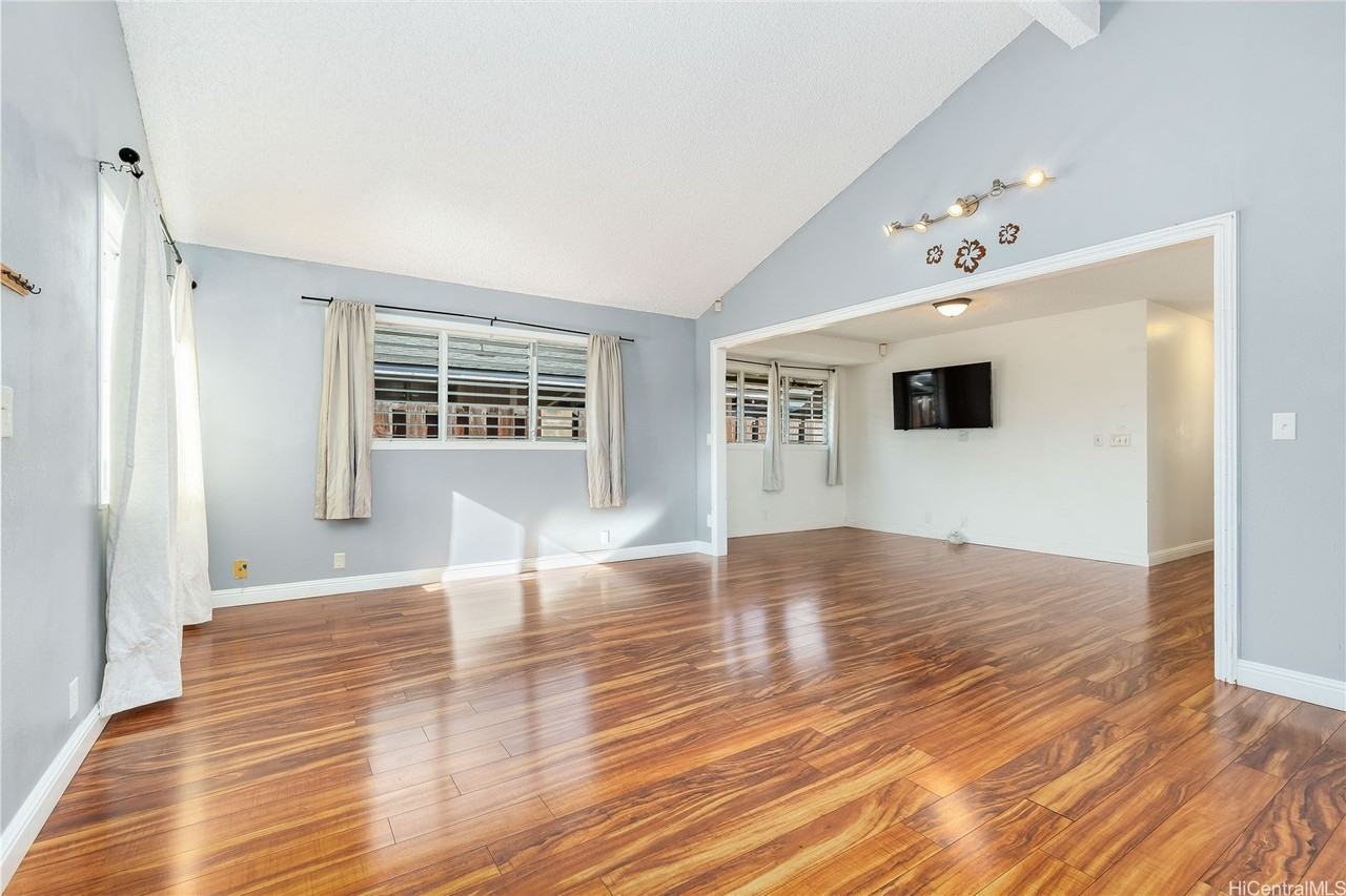 94-158 Kupuohi Pl - Photo 2 of 25