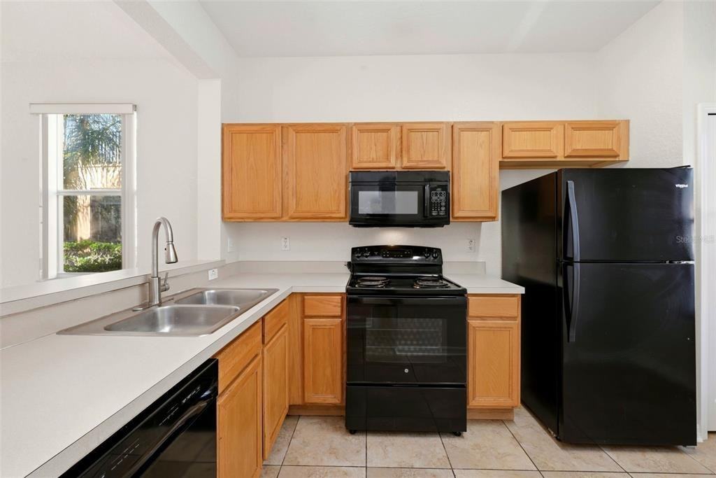 2710 Impala Ln - Photo 4 of 47