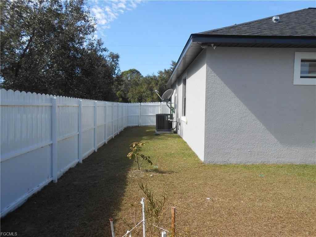 6033 Kumquat Cir - Photo 6 of 20