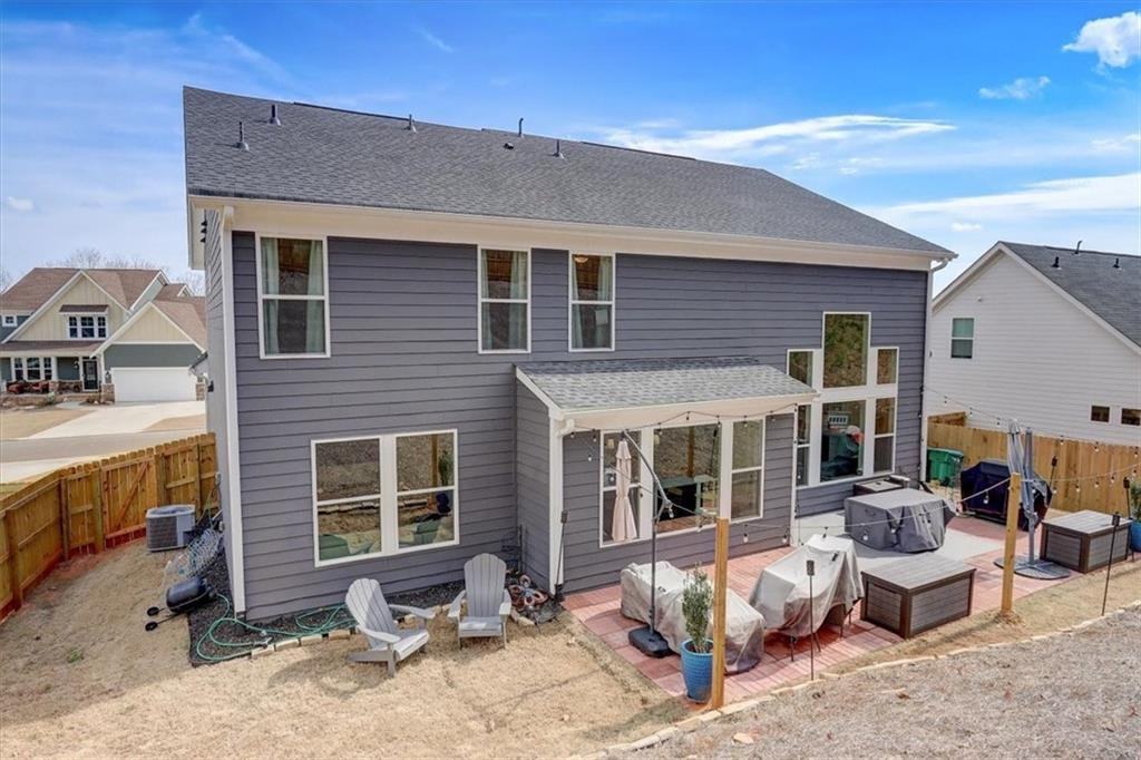 170 Greenbrier Way - Photo 3 of 50