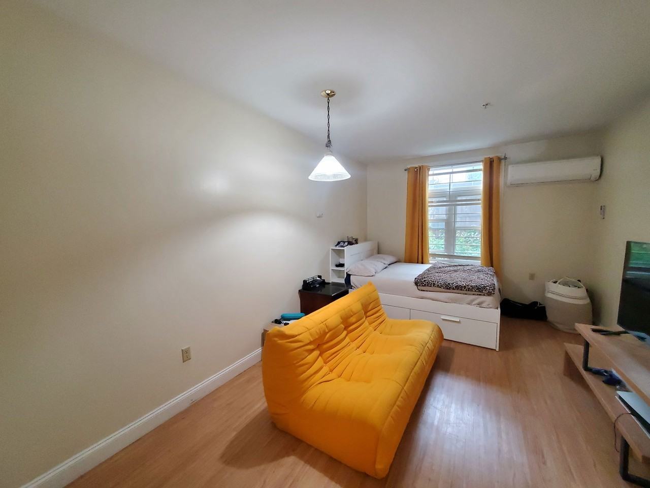 21 Brookline St #U305 - Photo 5 of 8