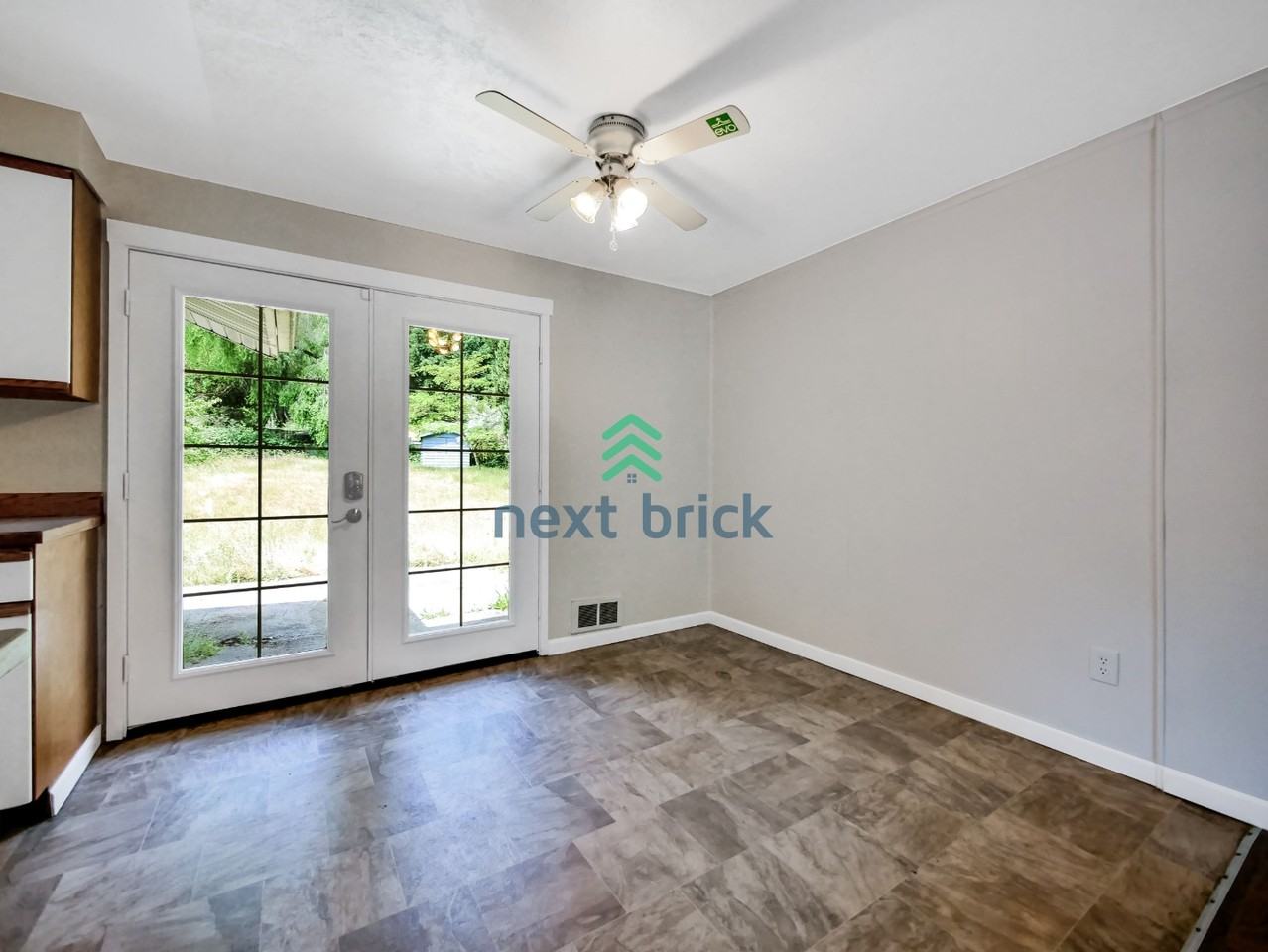 5805 236th St Sw - Photo 5 of 19