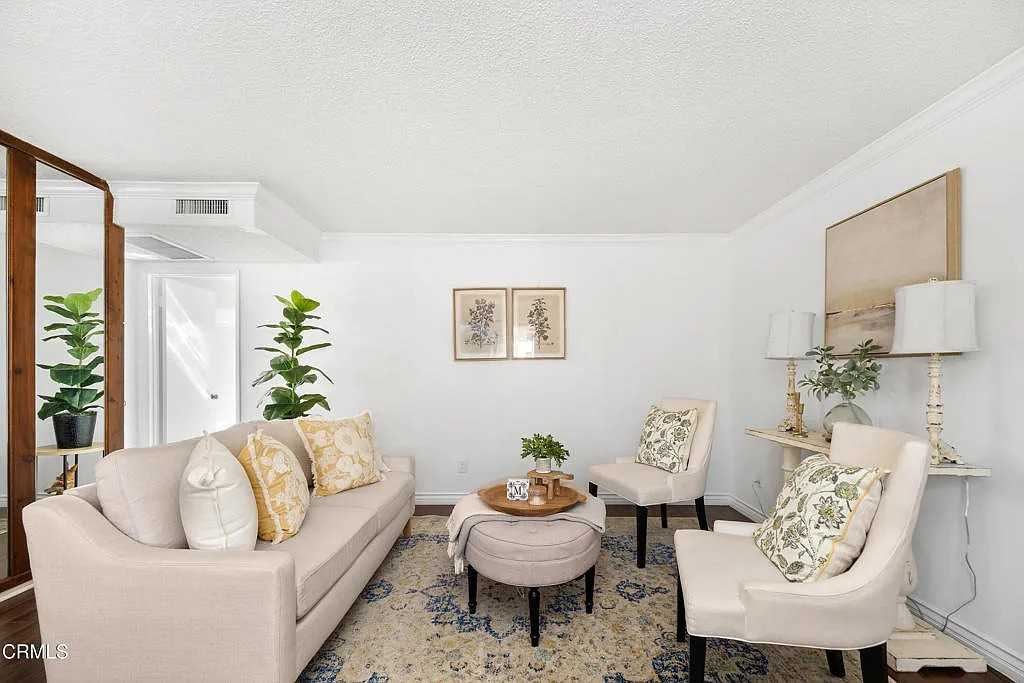 317 S Almansor St #7 - Photo 6 of 16