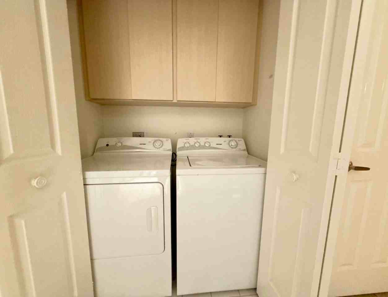 304 Sun Terrace Ct - Photo 2 of 4