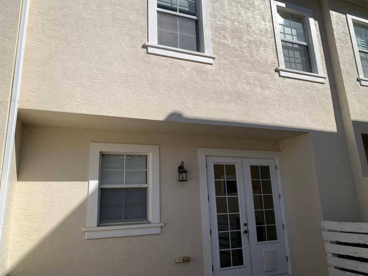 147 Mulligan Pl - Photo 2 of 5