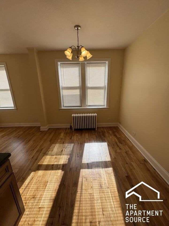 4566 W George St #1 - Photo 4 of 9