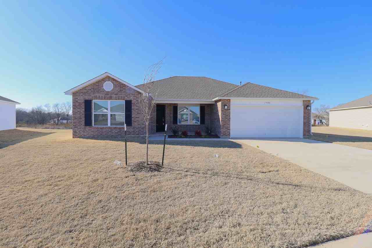 1506 N 83rd St - Photo 2 of 37