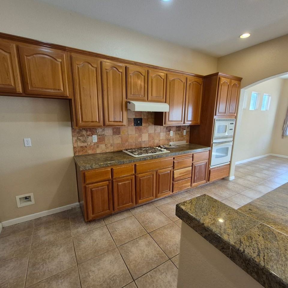 10124 Arches Way - Photo 2 of 19