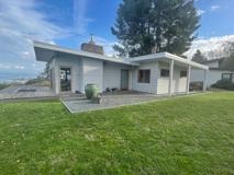 720 Edgecliff Dr - Photo 1 of 1