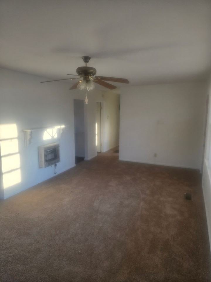 74 Crest Hill St - Photo 2 of 7