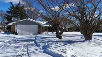 2456 Glenboro Dr - Photo 1 of 1