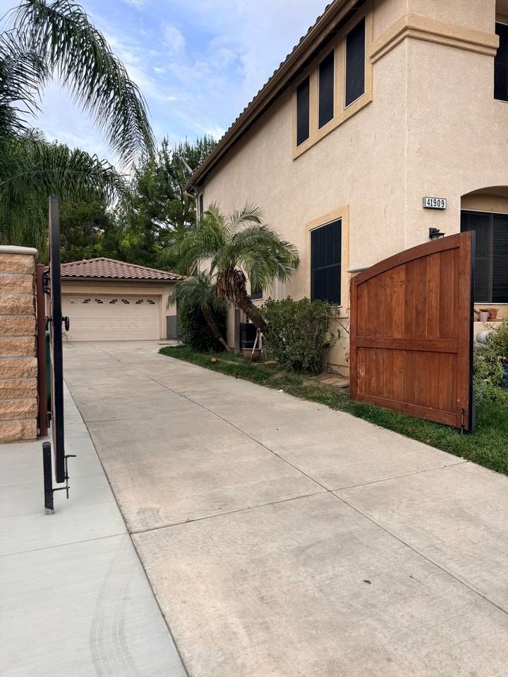 41909 Black Mountain Trl - Photo 3 of 34