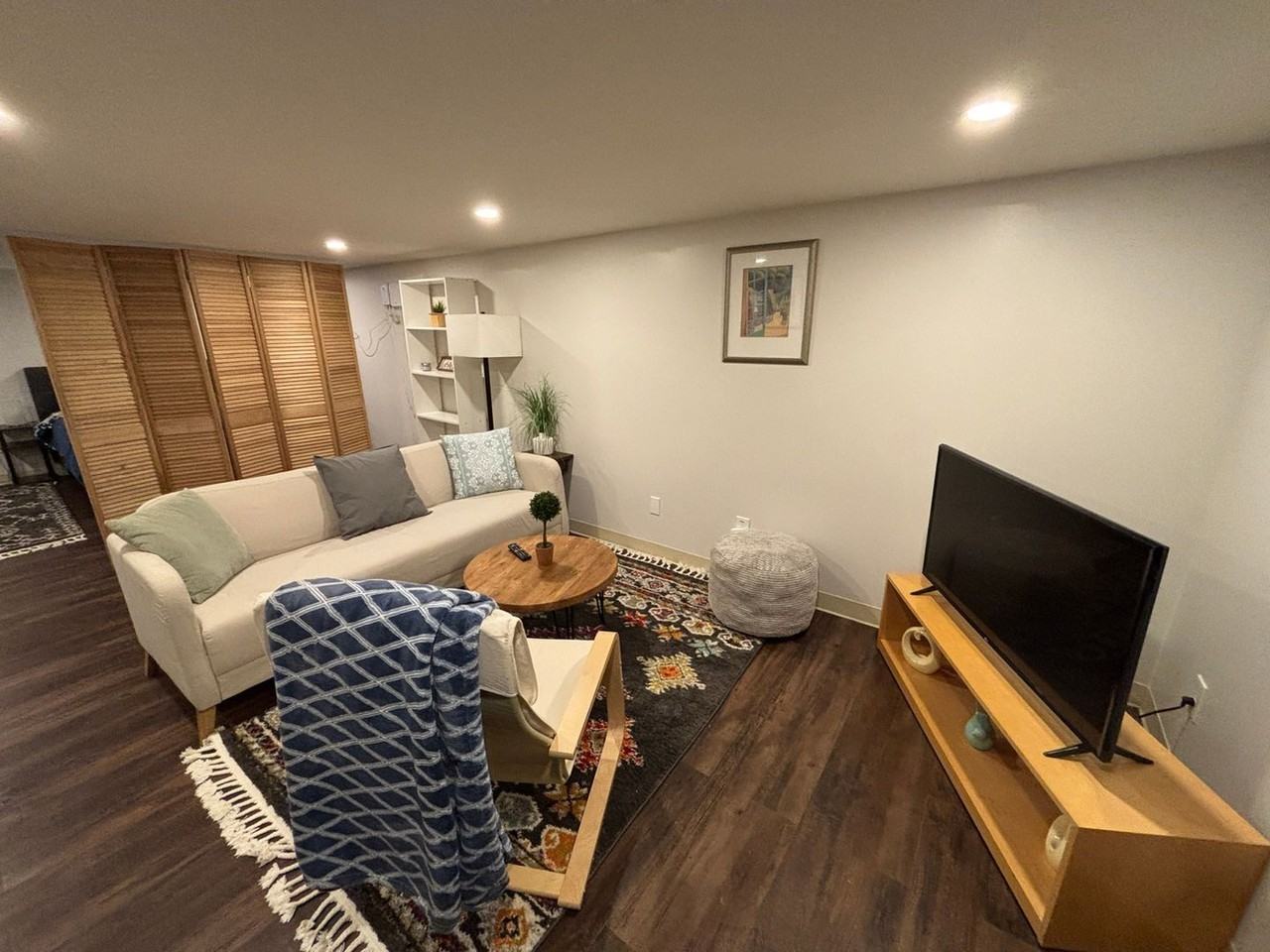 8316 49th Ave S - Photo 2 of 13