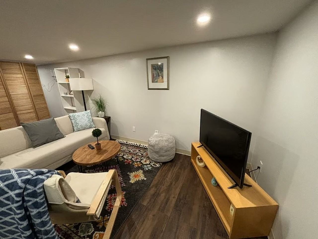 8316 49th Ave S - Photo 4 of 13