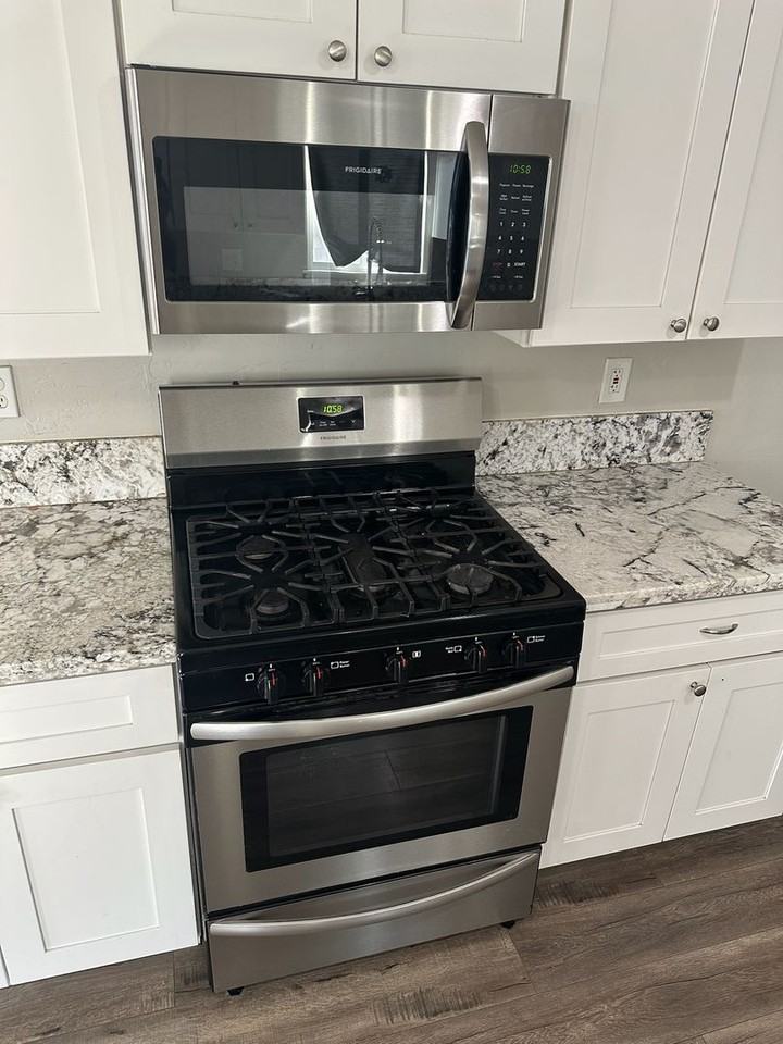 1405 N Harris St - Photo 6 of 18