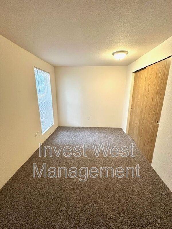 1873 Kingsley Rd #95 - Photo 7 of 10